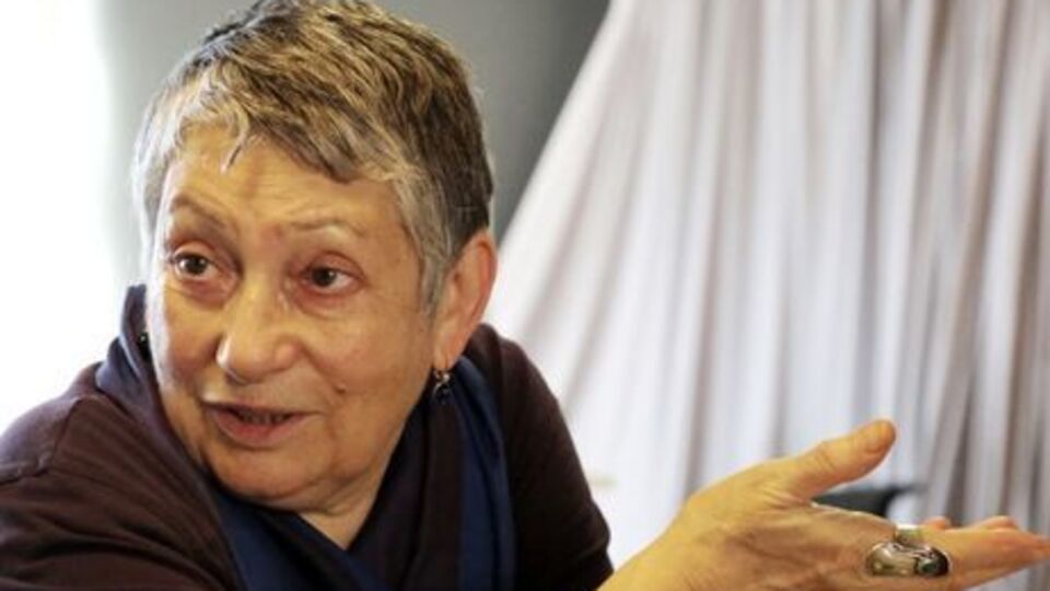 Улицкая: Дело в том, что система все та же, она больная все теми же болезнями, которыми она была больна в советское время