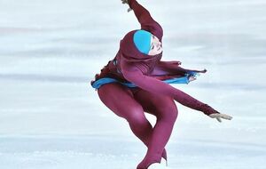 Захра Лари – первая в мире фигуристка в хиджабе