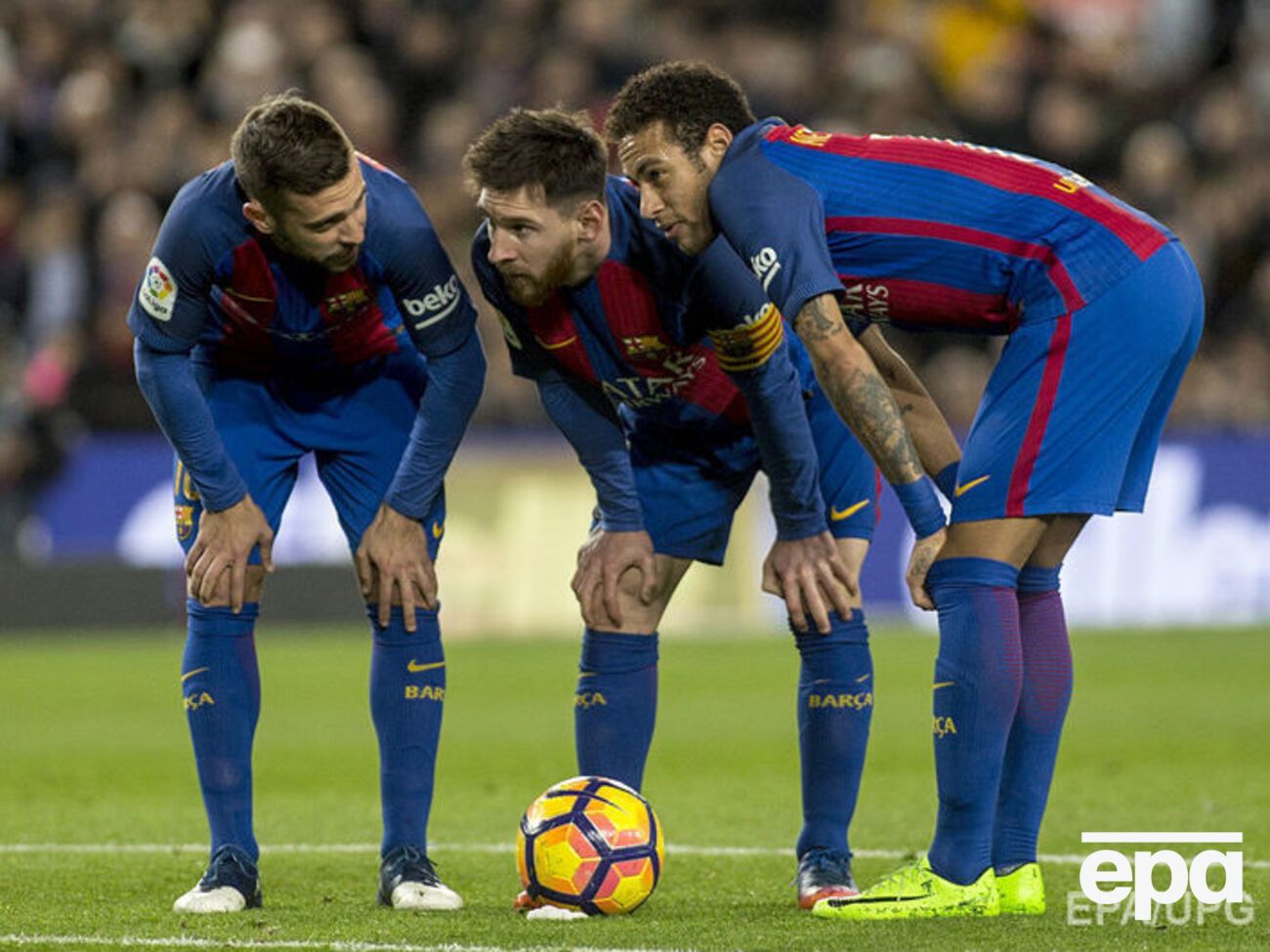 "Барселона" стала першим клубом в історії Ліги чемпіонів, яка здійснила камбек після поразки 0:4 під час першого матчу