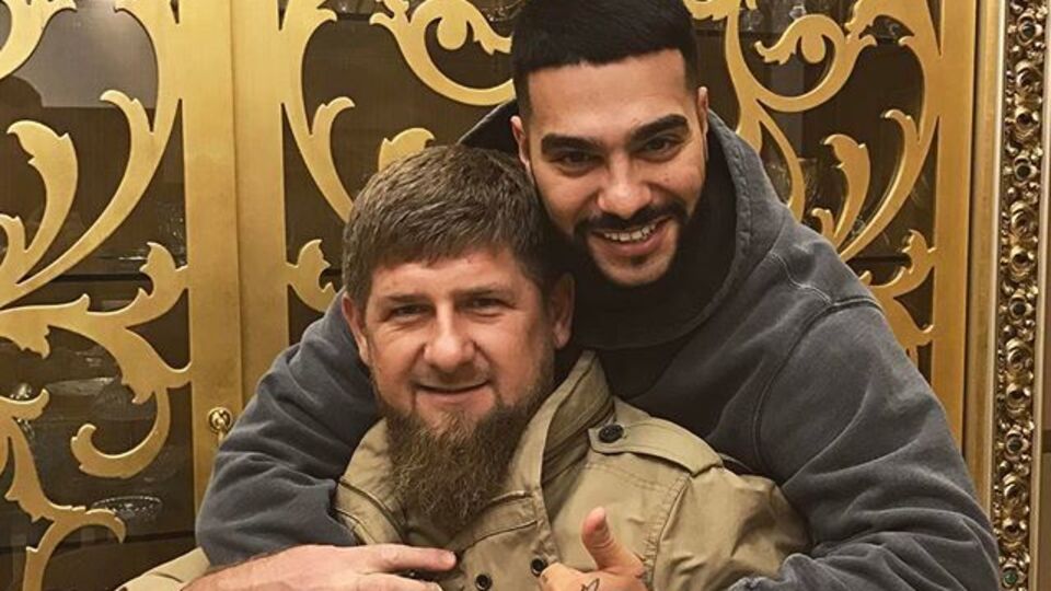 Тимати: Когда накануне 8 Марта тебя выгнали из дома, но у твоего брата для тебя всегда есть свободная комната