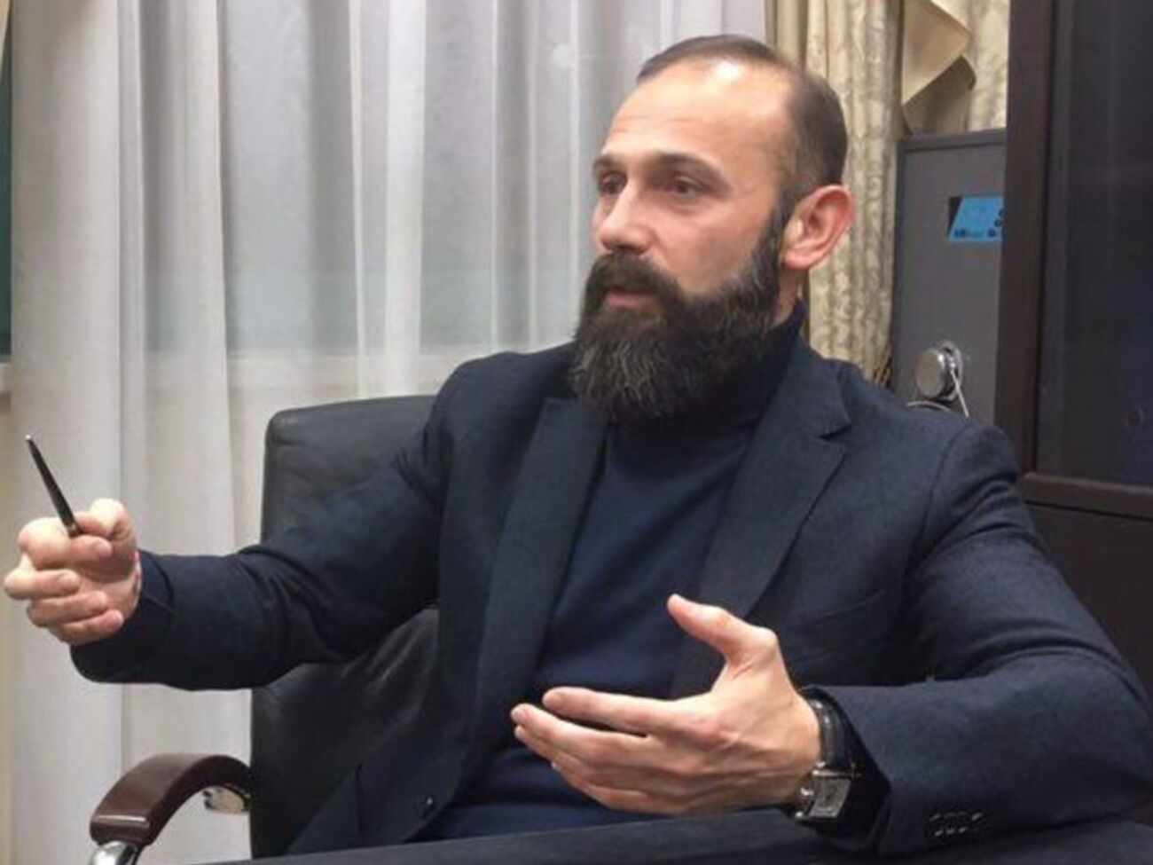 Артур Емельянов: Общество в целом не должно "проиграть" этот конкурс, потому что второго шанса не будет