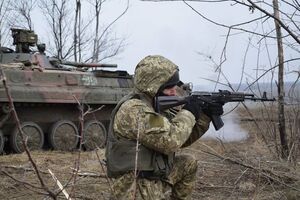 Обстріли тривають