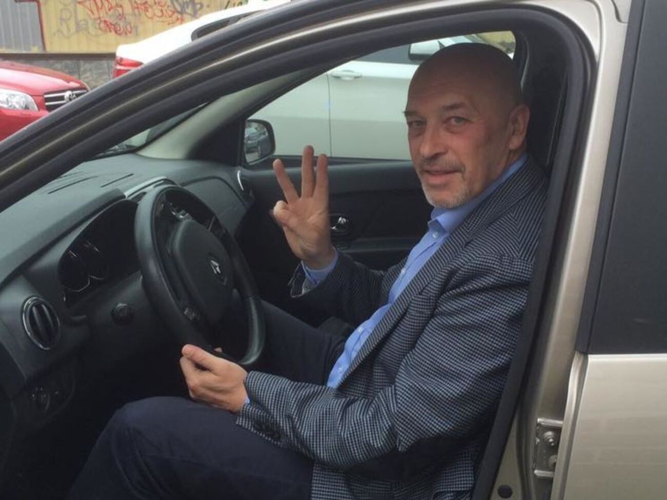 Тука: Придется сесть