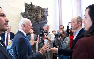 Де Мистура: На любых переговорах есть определенные вопросы, которые необходимо подготовить и обсудить до начала реальных мирных переговоров