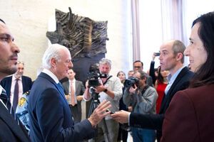 Де Містура: На будь-яких переговорах є певні питання, які необхідно підготувати й обговорити до початку реальних мирних переговорів