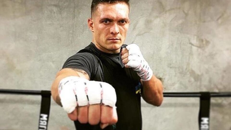 В 2016 году Усик завоевал титул чемпиона мира WBO