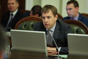 Віталій Хомутиннік: Досить уже знущатися над парламентом і над громадянами України