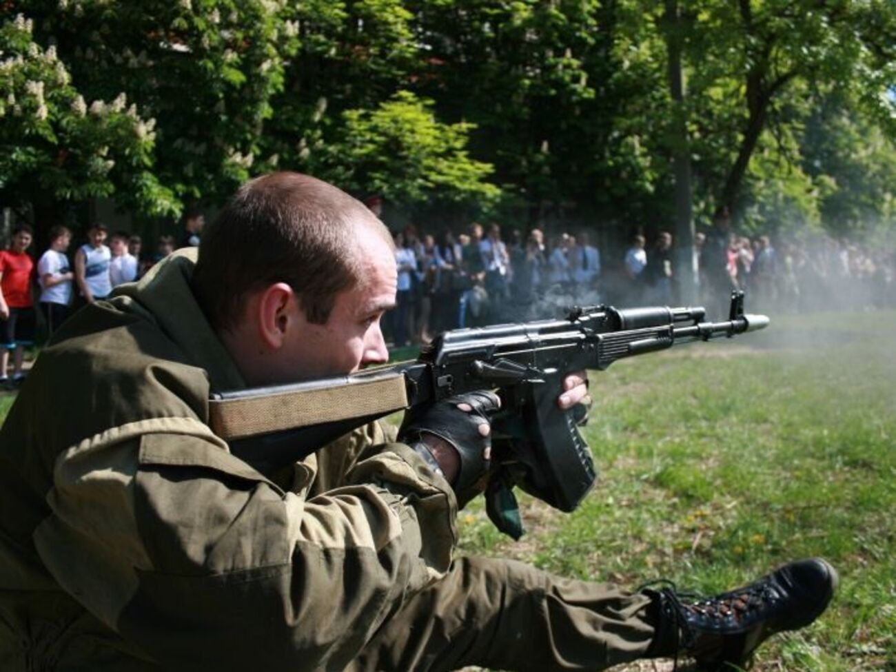 Російським поліцейським можуть дозволити відкривати вогонь у натовпі