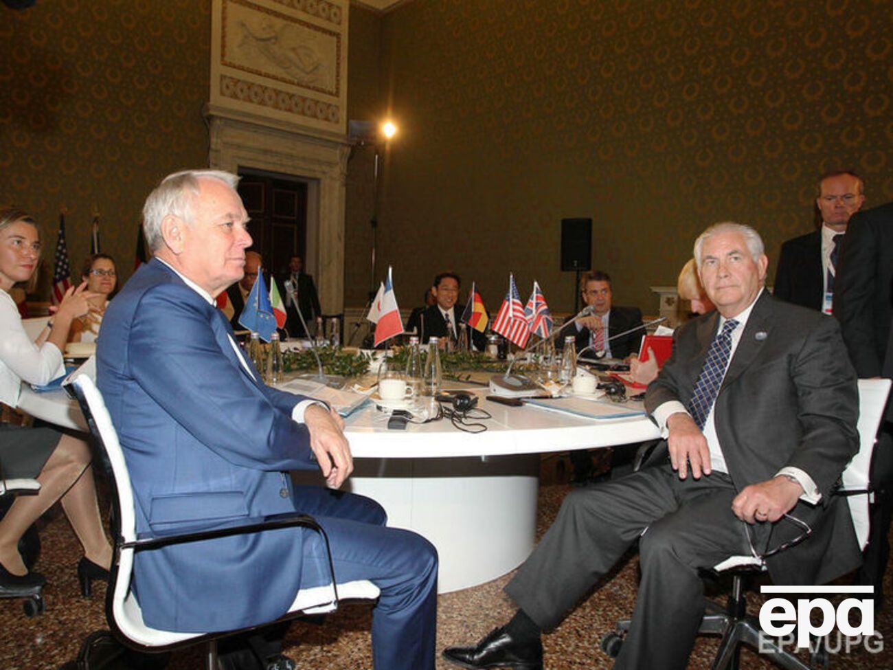 После встречи с министрами иностранных дел "Большой семерки" Тиллерсон отправится в Москву