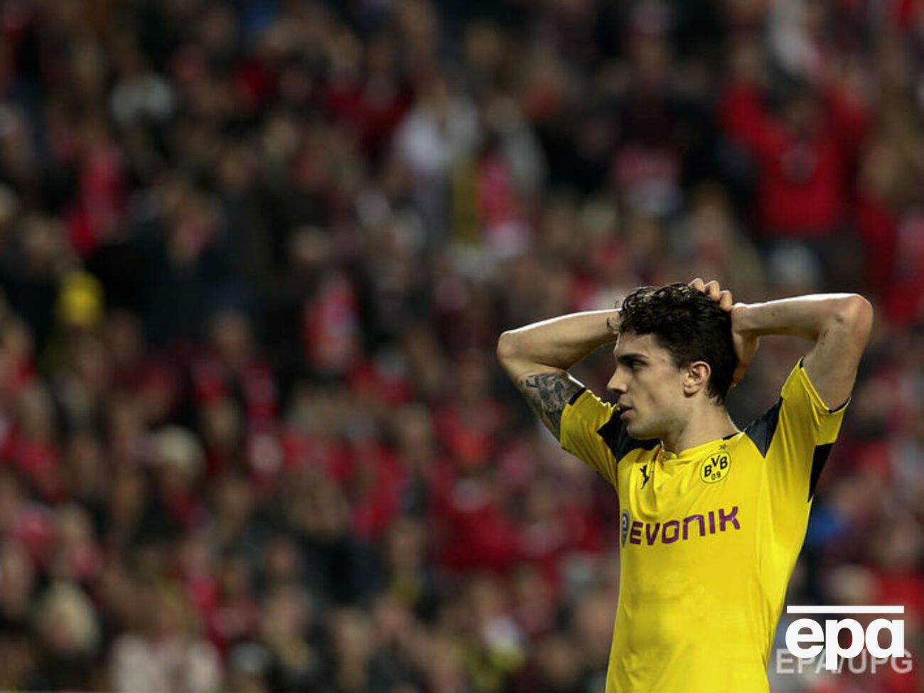 Сообщается, что пострадал защитник Бартра