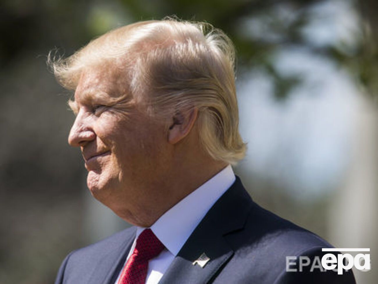 О решении Трампа стало известно в тот же день, когда госсекретарь США полетел на переговоры в Москву