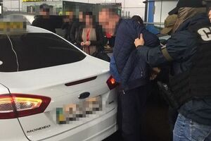 Шістьох учасників угруповання затримали