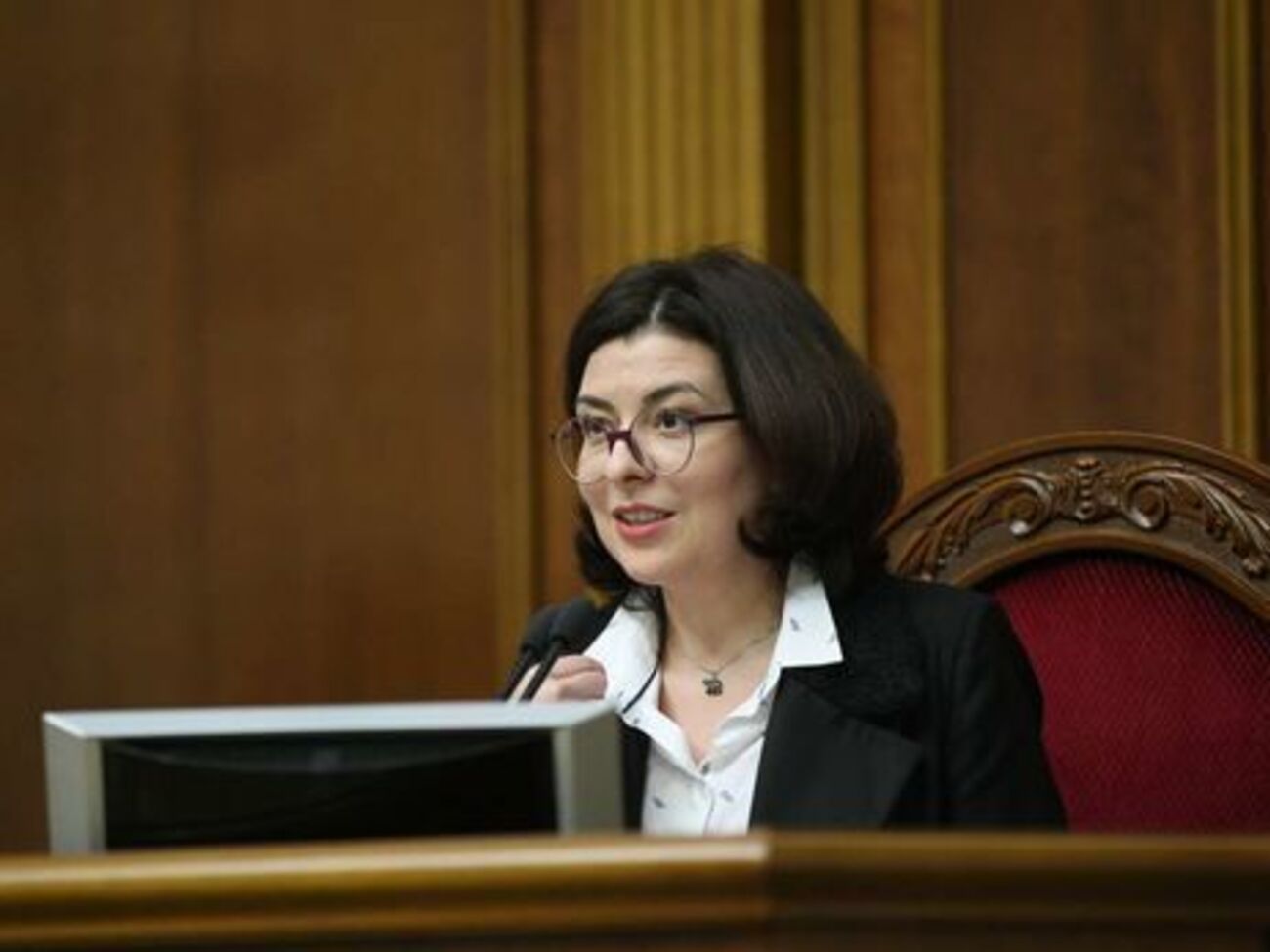 Сироїд: Якщо вам не подобається, ви можете виступати російською в іншому парламенті, які проблеми?
