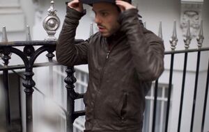 SunSay спел с музыкантами, которые поддерживают "ДНР"