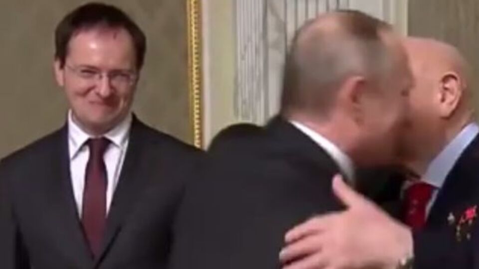 Мединський після рукостискання Путіна
