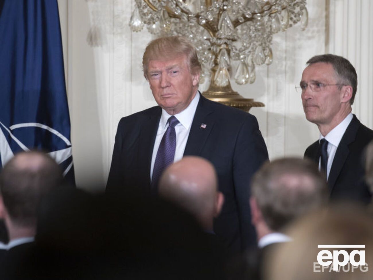 Трамп надеется, что миру удастся "избавиться" от проблем