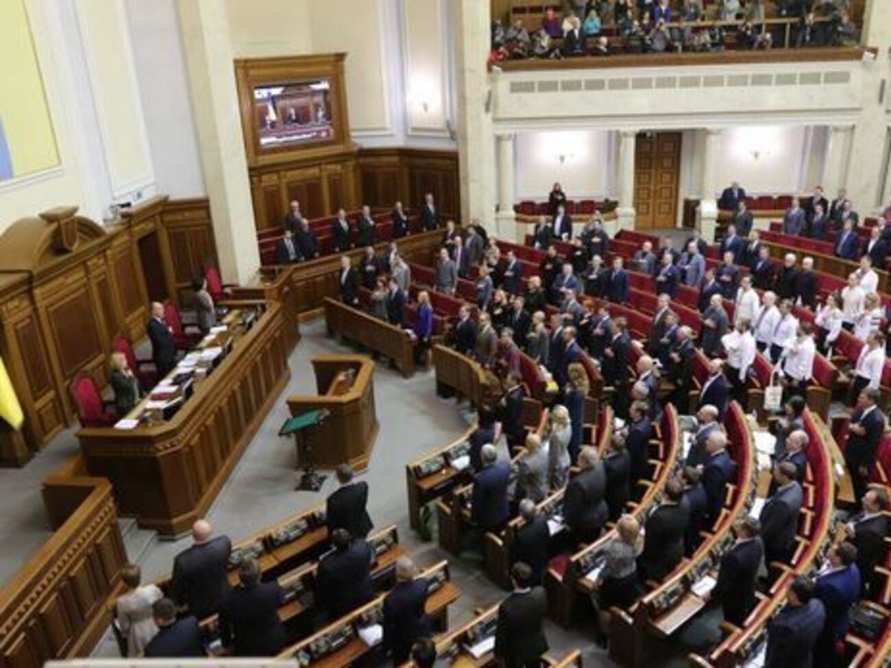 Закон, ухвалений парламентом, набуде чинності 14 квітня