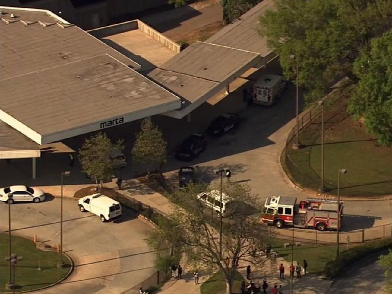 Мужчина открыл стрельбу по пассажирам метро