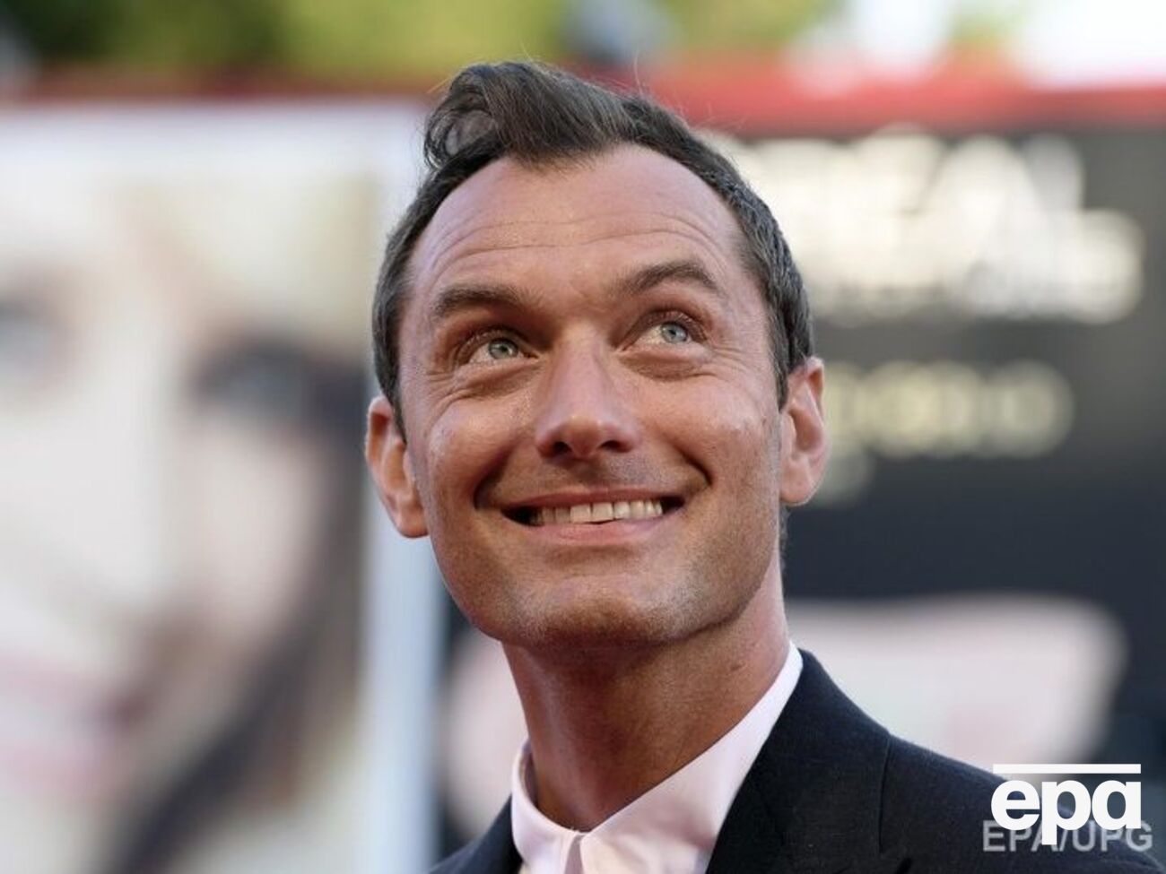 Лоу зіграє чарівника в молодості