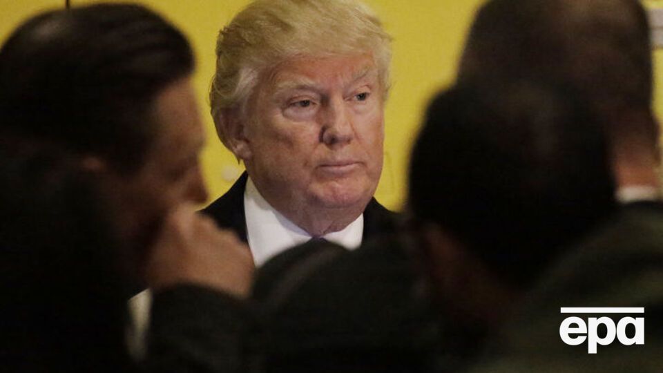 Источники издания отмечают, что связи окружения Трампа с РФ обнаружили случайно