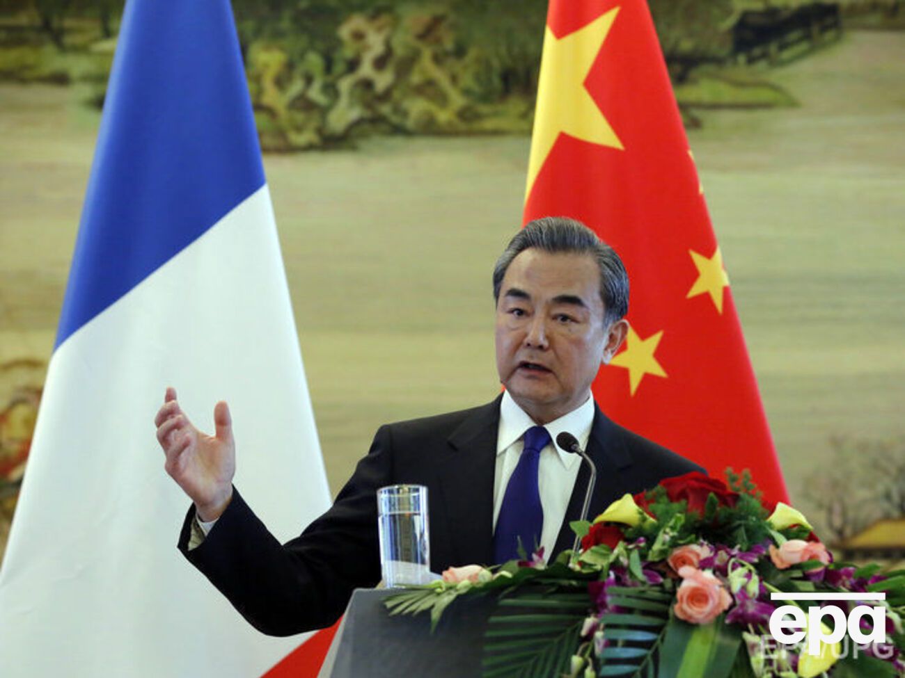 Глава МИД Китая Ван И опасается эскалации на Корейском полуострове