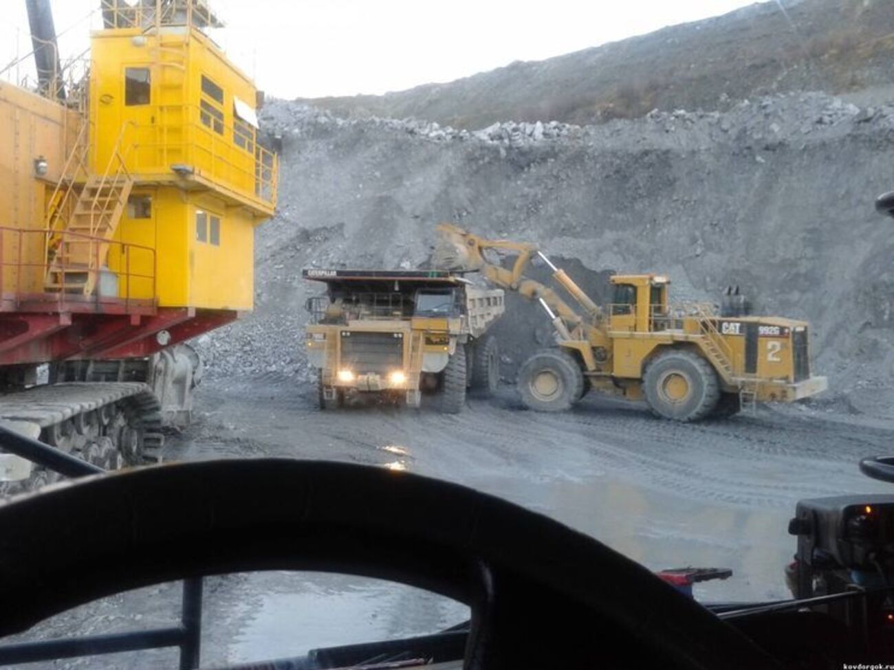 Ковдорский горно-обогатительный комбинат ежемесячно будет отгружать по 15&ndash;30 тыс. т железорудного сырья