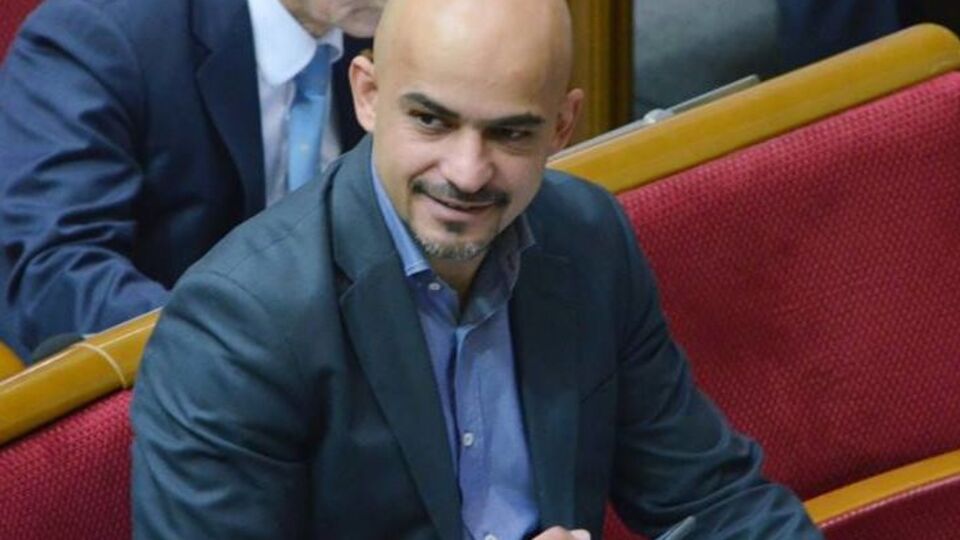 Найєм: Ці люди першими вийдуть з квітами зустрічати ворожі танки
