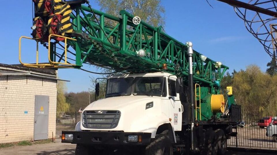 Нова установка для ремонту й буріння свердловин, вироблена в Харкові