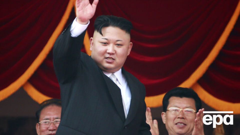 Президент Ким Чен Ын принимает участие в торжествах