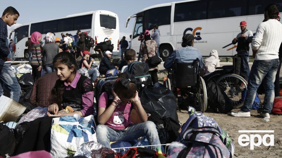 У Сирії біля автобуса з евакуйованими прогримів вибух