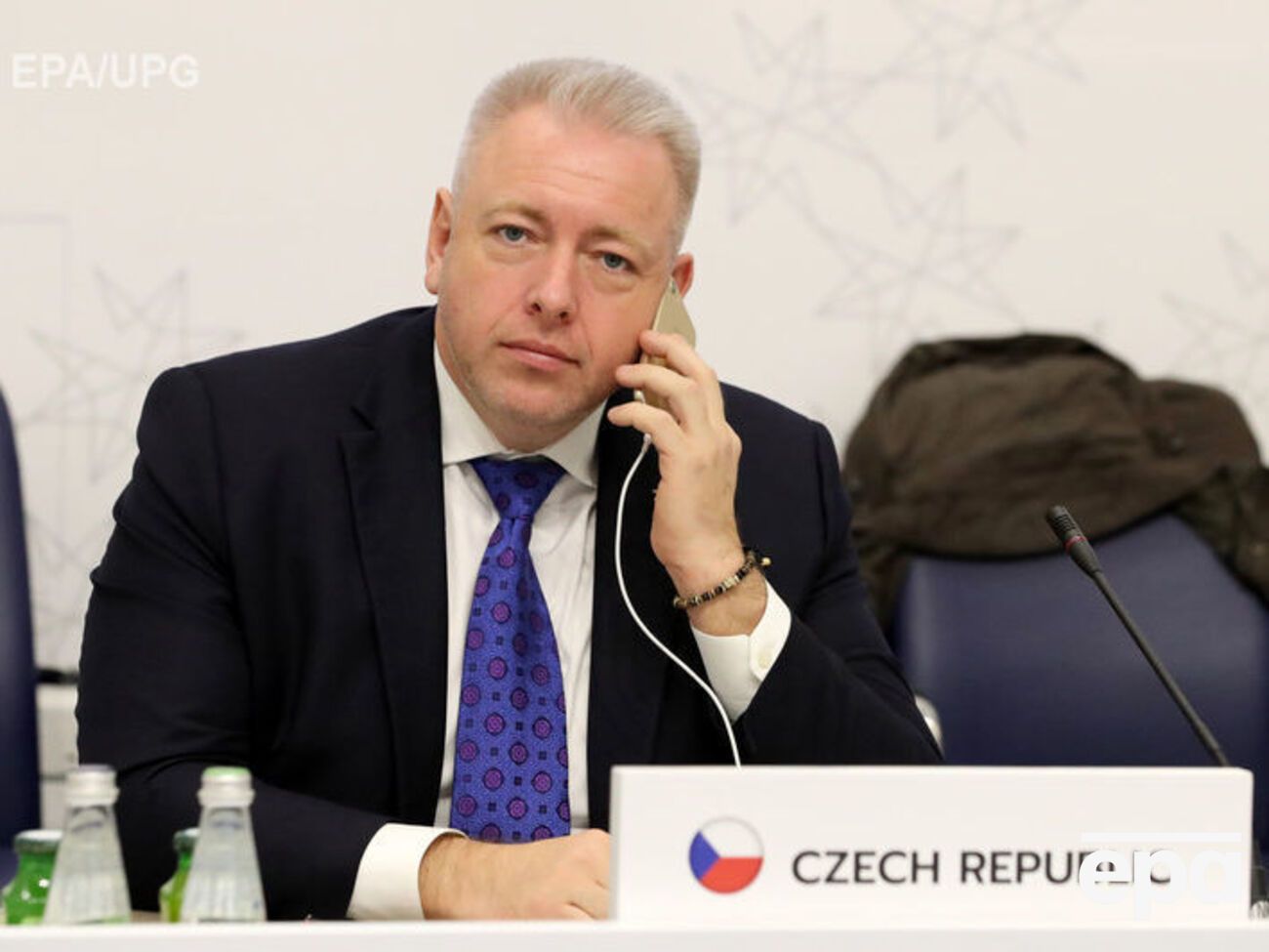 Хованец заявил, что&nbsp;Чехия не может "бесконтрольно пускать людей в страну"