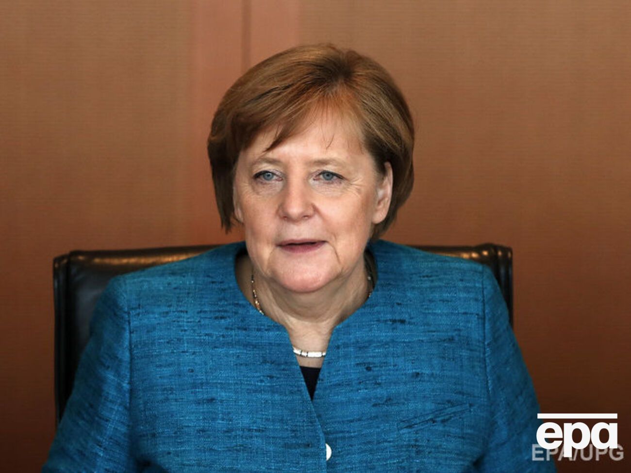 Меркель якобы тайно встречалась с британскими спецслужбами