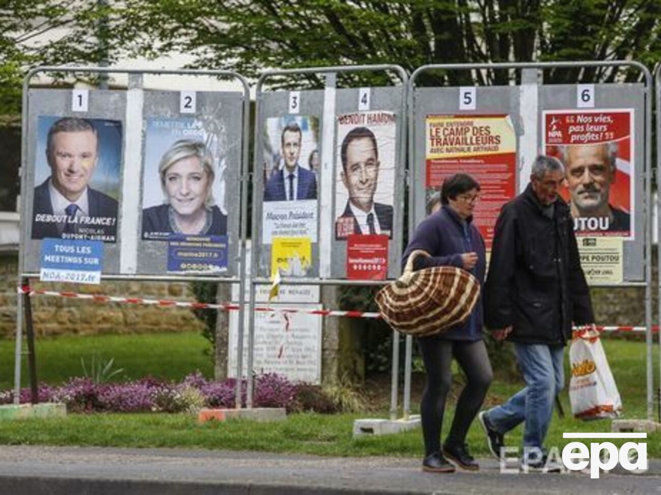 Перший тур президентських виборів у Франції відбудеться 23 квітня