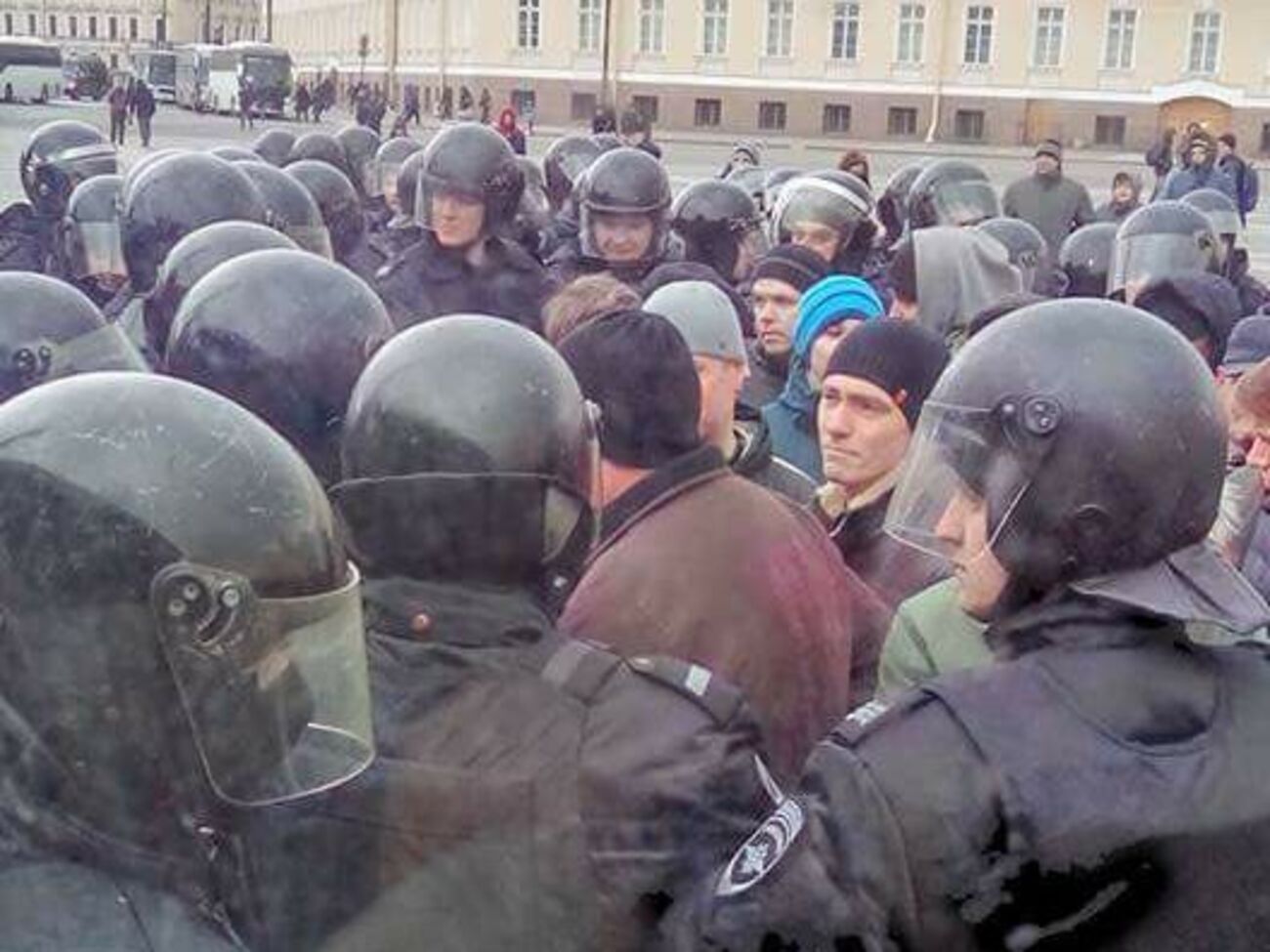 В Санкт-Петербурге задержали участников акции оппозиции