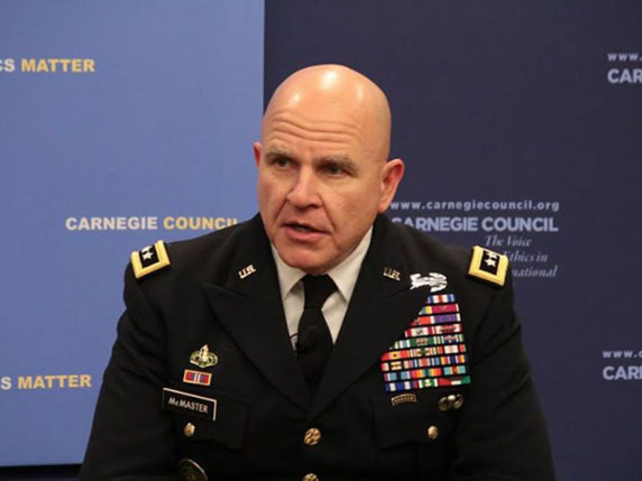 Советник Трампа: США и Китай работают над решением ситуации с Северной Кореей