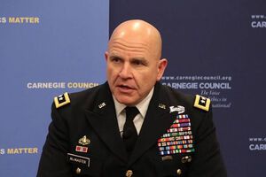 Советник Трампа: США и Китай работают над решением ситуации с Северной Кореей