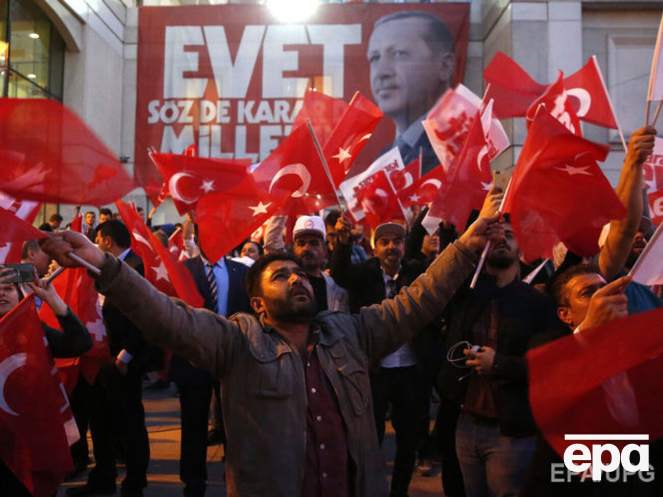 Турецкая оппозиция назвала "безобразием" публикацию в СМИ итогов голосования