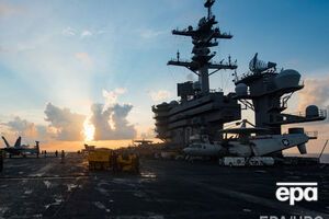 Авианосец Carl Vinson оказался в центре внимания военных РФ и КНР