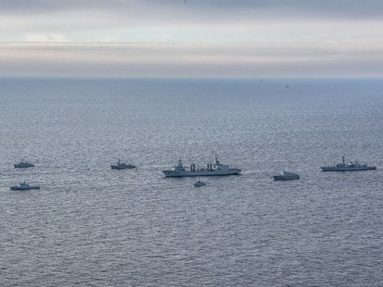 Латвійське міноборони повідомило про наближення російських кораблів до кордону