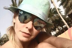 Навка: Мама, так тебя люблю, что не знаю прямо... Я большому кораблю дам названье "Мама"