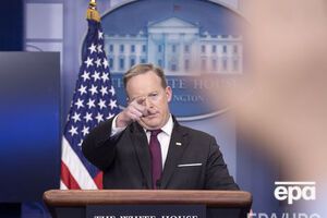 Спайсер: Я думаю, що ми будемо продовжувати закликати Китай впливати в регіоні, щоб отримати кращі результати