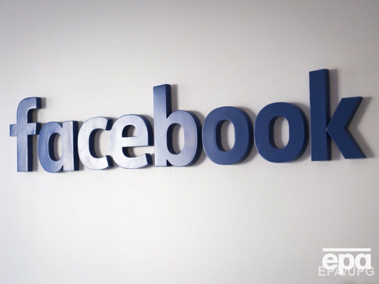 Facebook пересмотрит процедуру оповещения модераторов о сомнительных материалах на сайте