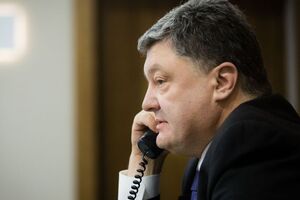 Порошенко поговорил по телефону с Меркель, Олландом и Путиным