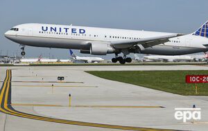 United Airlines змінює правила посадки на рейси своїх співробітників