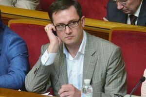 Уманський: Український уряд грає в політику