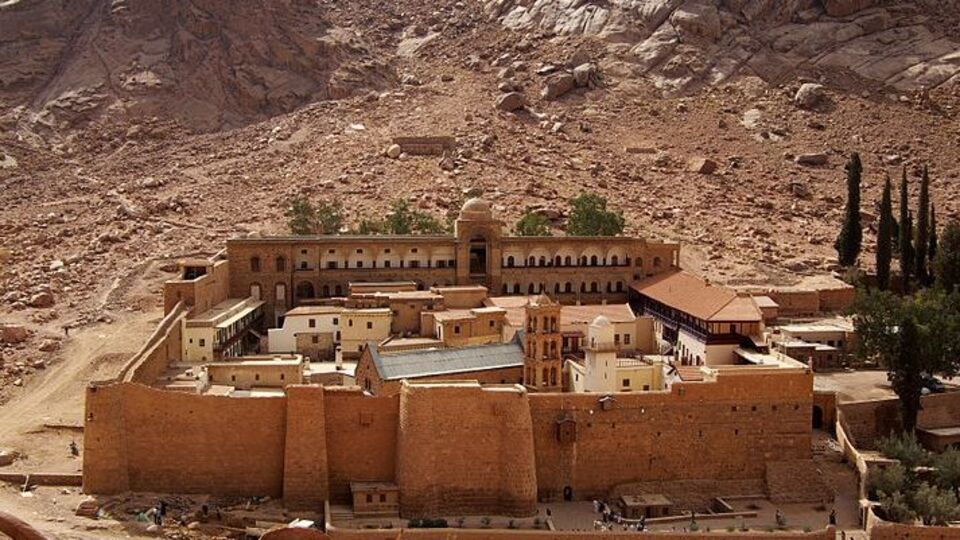 Монастырь Святой Екатерины – одна из самых известных достопримечательностей Южного Синая