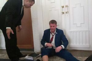 Лесик: Я сейчас ногу починю и пойду дальше