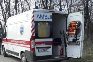 В результате ДТП погибли четыре человека, пострадавших доставили в больницу