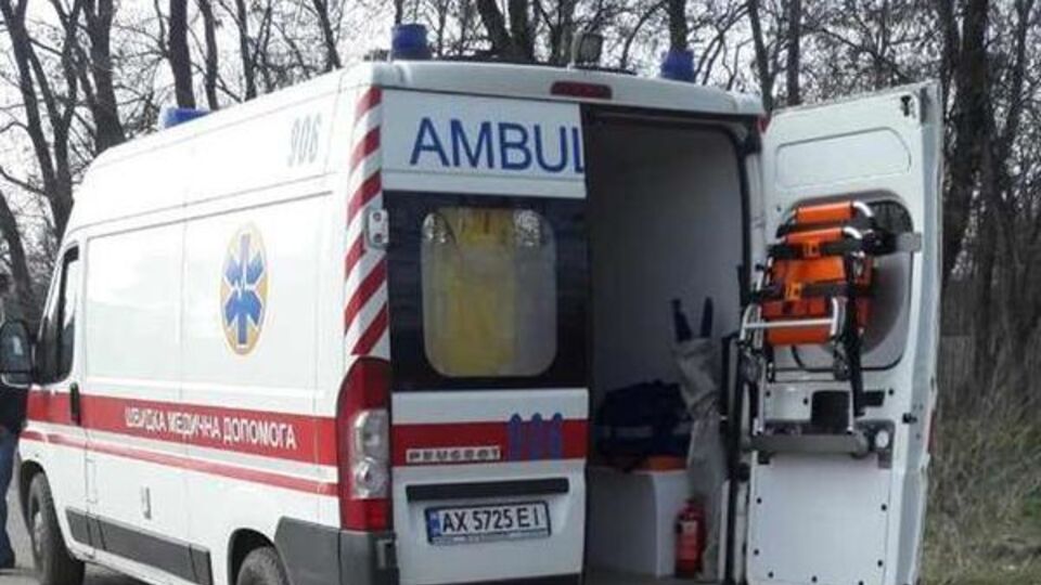 Унаслідок ДТП загинули чотири людини, постраждалих доправили до лікарні