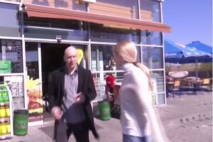 У Дорна попытались взять комментарий на автозаправке